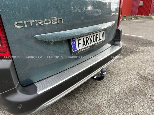 Накладка на задний бампер CITROEN BERLINGO, OPEL COMBO, PEUGEOT PARTNER, TOYOTA PROACE CITY