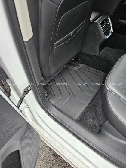 Резиновые коврики в салон Skoda Ocatvia / VW Passat B8 / VW Golf Sportsvan