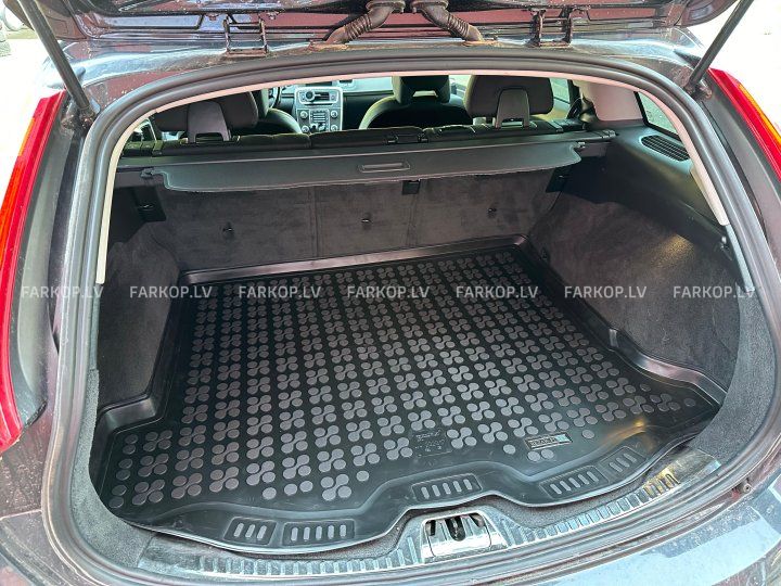 Trunk mat  VOLVO V 60