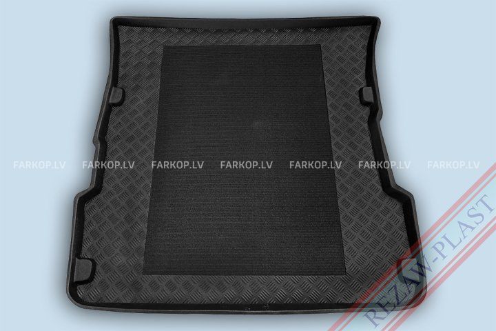 Trunk mats  MAZDA MPV